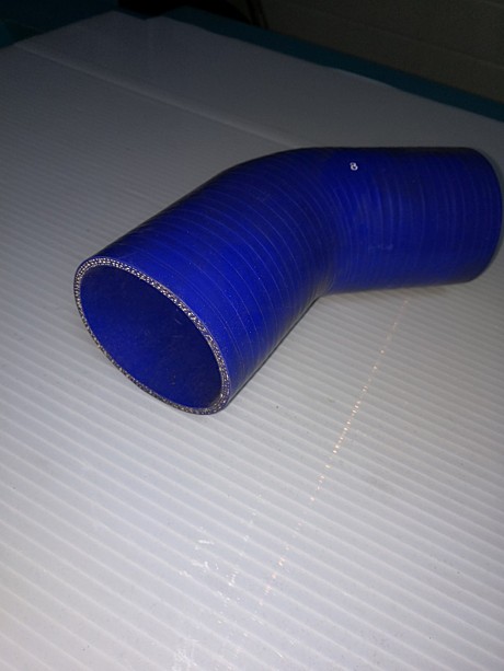 E45-51 Патрубок силиконовый (угол 135*)