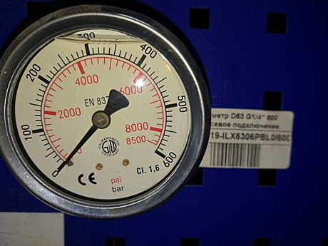 Манометр D63 G1/4